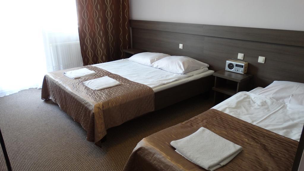 Hotel Junior Zamość Zimmer foto
