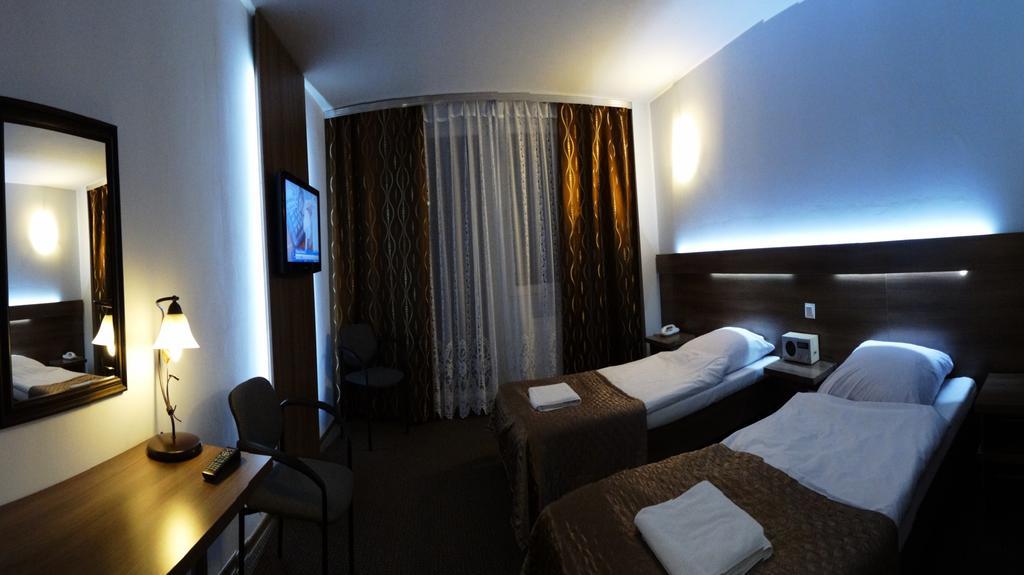 Hotel Junior Zamość Zimmer foto